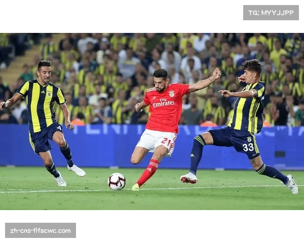 本菲卡低位防守限制皇马渗透 帕夫利季斯支点作用有待发挥